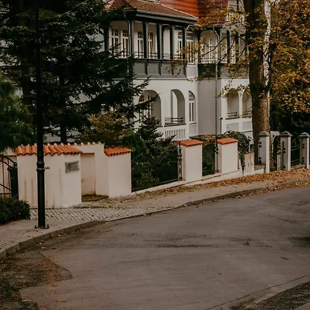 Apartament Przy Parku Polanica-Zdrój