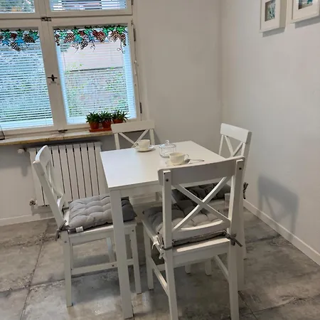 Apartament Przy Parku *